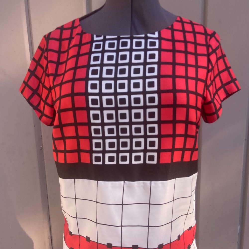 Anne Klein Women's Geometric Mod Short Sleeve Blouse